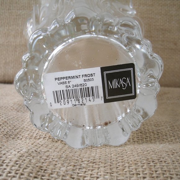 Mikasa Peppermint Frost Clear Glass Vase - Picture 7 of 16